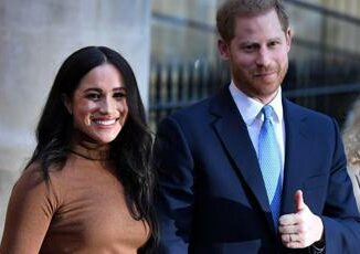 Harry compie 40 anni weekend con gli amici e senza Meghan