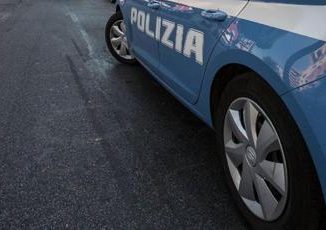 Pistole coltelli droga 40 arresti nelloperazione contro le baby gang