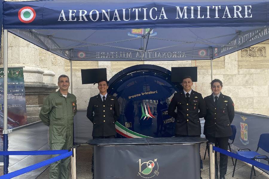 simulatore di volo frecce tricolori al comune di cagliari