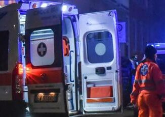 Incidente sulla A4 auto contro barriera un morto