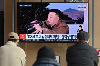 Nordcorea lancia razzo con satellite spia scatta lallarme in Giappone