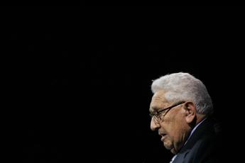 Kissinger e loscuro avvertimento a Moro Stop compromesso storico o la paghera cara