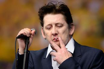 Morto a 65 anni Shane MacGowan frontman dei Pogues