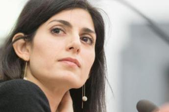 Paragono Virginia Raggi a Ciancimino chiesti 4 mesi per Sgarbi