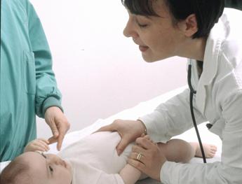 Pediatra Midulla in Italia no aumento polmoniti bimbi come in Cina