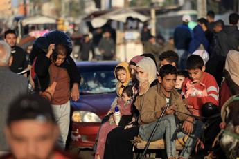 Tregua a Gaza cooperante palestinese Strade piene di gente sono tutti felici