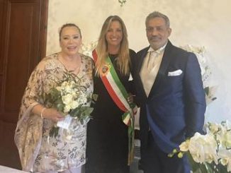 Barbara De Rossi si e sposata nozze in Toscana con limprenditore fiorentino Simone Fratini