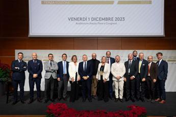 Fiere al Summit del gioiello italiano di Arezzo leccellenza italiana guarda al futuro