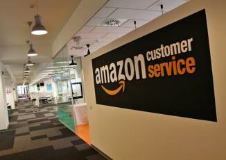 Il customer service Amazon di Cagliari festeggia il traguardo dei 10 anni