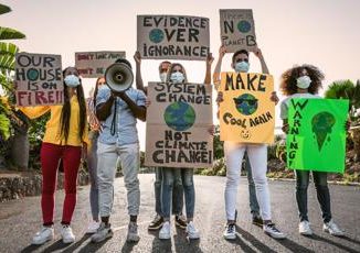 In Colombia stanno boicottando la Cop 28 con la Earth Social Conference