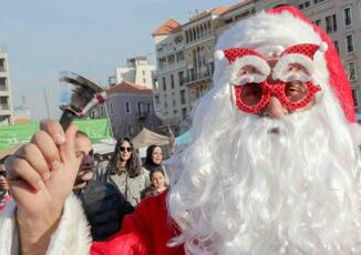 Lo dico a Babbo Natale lo psichiatra boccia la minaccia dei genitori