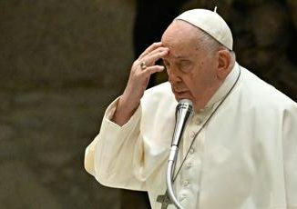 Papa Francesco Ho preparato la mia tomba a Santa Maria Maggiore. Dimissioni Sara il Signore a dire basta