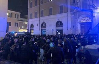 Scontri a Montecitorio la madre di uno studente dei Collettivi scrive a Mattarella