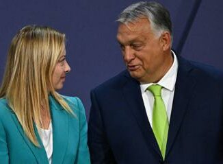 Meloni Orban faccia a faccia a Bruxelles