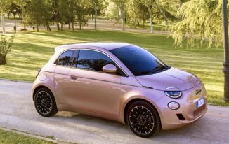 Nel 2023 Fiat 500e e leader nel mercato delle city car elettriche in Europa