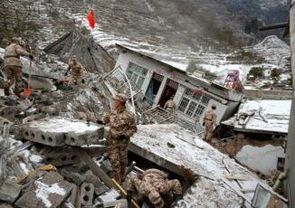 Terremoto in Cina scossa 7.1 al confine tra Xinjiang e Kyrgyzstan