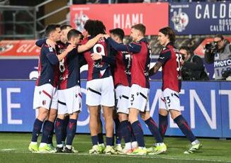 Bologna Sassuolo 4 2 poker in rimonta nel derby emiliano