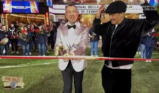 Sanremo 2024 Fiorello e Amadeus inaugurano Aristonello allalba