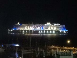 Sanremo 2024 fuochi dartificio e il festival prende il largo