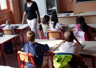 Scuola tornano i giudizi e il pediatra boccia insufficiente