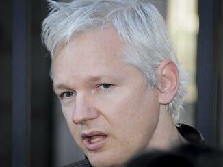 Assange Usa valutano accordo per unaccusa ridotta lipotesi