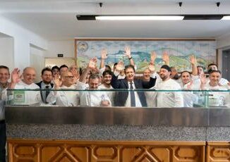 Con PizzAcademy riparte da Tramonti larte della pizza doc