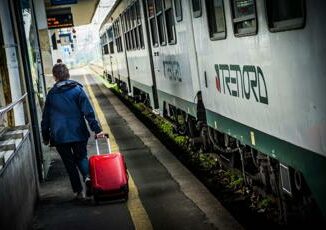 Sciopero generale 8 marzo treni a rischio orari tutte le info