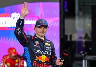 Verstappen Sainz Mercedes e Red Bull lincrocio di mercato