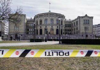 Norvegia chiuso Parlamento per allarme bomba