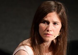 Omicidio Meredith per Amanda Knox nuovo processo per calunnia