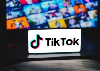 TikTok fa causa al governo Usa Messa al bando del social viola il primo emendamento