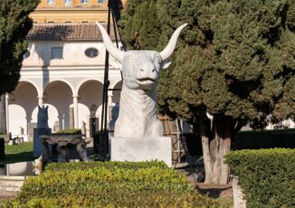 Al Chiostro di Michelangelo di Roma larte di Elisabetta Benassi