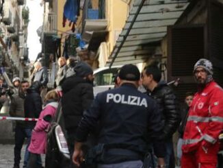 Napoli ancora un incidente sul lavoro un morto e due feriti