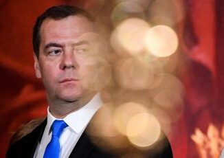 Medvedev Operazione Russia liberera Ucraina da catene Occidente