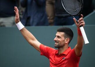 Roland Garros Djokovic batte Musetti al 5° set e avanza agli ottavi di finale