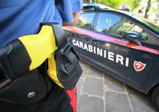 Bolzano carabinieri usano il taser accusa malore e muore