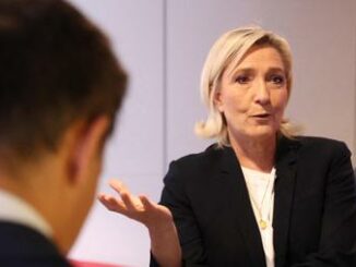 Francia Marine Le Pen nel mirino indagine su finanziamenti illeciti