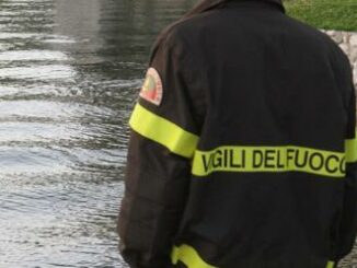 Macerata auto finisce in un lago per la pesca sportiva due morti