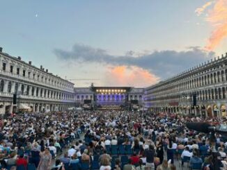 Omaggio a Puccini sotto le stelle in piazza San Marco