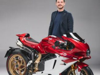 Presentata la nuova MV Agusta Superveloce 1000 Serie Oro