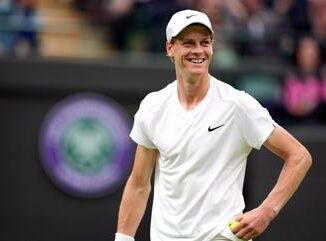 Wimbledon Sinner ai quarti di finale Shelton battuto in 3 set