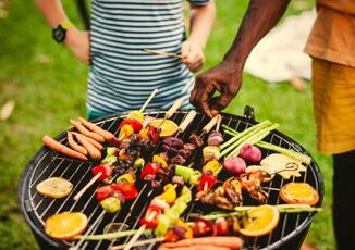 Ferragosto cardiologo Rebuzzi Carne alla brace Meglio barbecue di pesce