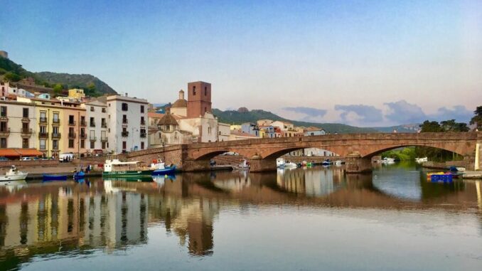 Panorama Golfo di Bosa (Foto Ufficio Stampa)