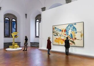 Helen Frankenthaler a Firenze con la mostra Dipingere senza regole