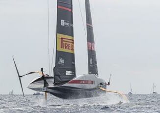 Louis Vuitton Cup Luna Rossa batte American Magic team italiano verso il primo posto