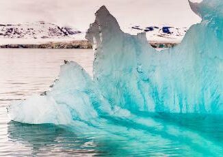 Nave da crociera contro iceberg Noi come il Titanic Video