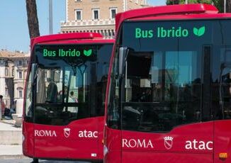 Roma e biglietti bus a 2 euro M5S Stop a misura iniqua