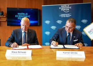 Sanita accordo Gksd World Economic Forum per assistenza piu equa e universale