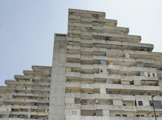 Vele di Scampia sgombero immediato di oltre 50 case le ordinanze