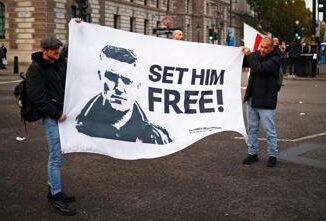 Gb condannato a 18 mesi lattivista di estrema destra Tommy Robinson